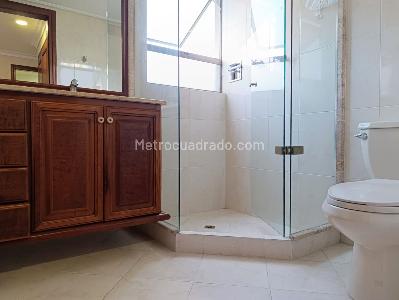 Apartamento en venta en El Poblado, Medellín · foto 19 de 20