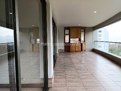 Apartamento en venta en El Poblado, Medellín · foto 20 de 20