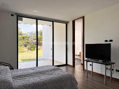 Casa de 3 alcobas en venta en Llanogrande, Rionegro, 423 m² · foto 12 de 19