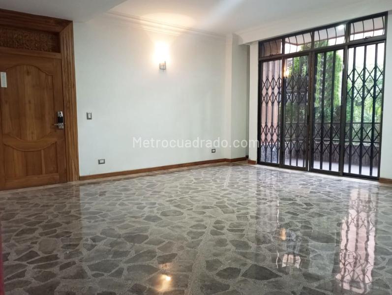 3BR Apartment in EL POBLADO (200 m²)