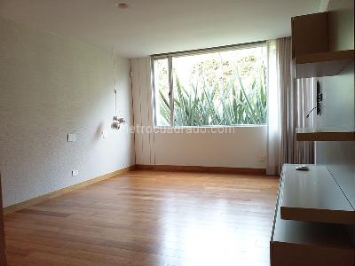 Casa de 3 alcobas en venta en Envigado, Envigado, 372 m² · foto 12 de 20