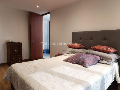 Apartamento de 3 alcobas en venta en El Tesoro, Medellín, 145 m² · foto 10 de 20