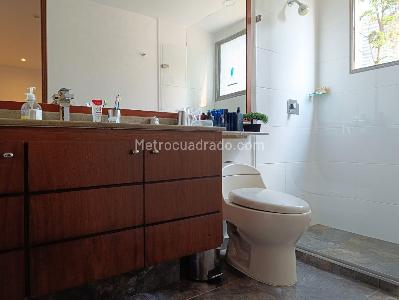 Apartamento de 3 alcobas en venta en El Tesoro, Medellín, 145 m² · foto 17 de 20