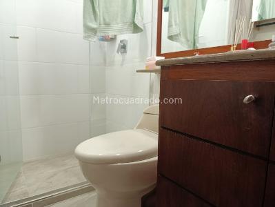 Apartamento de 3 alcobas en venta en El Tesoro, Medellín, 145 m² · foto 18 de 20