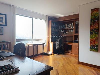 Apartamento de 2 alcobas en venta en El Poblado, Medellín, 168 m² · foto 14 de 20