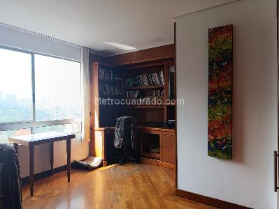 Apartamento de 2 alcobas en venta en El Poblado, Medellín, 168 m² · foto 16 de 20