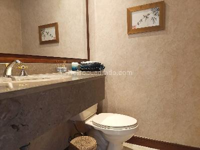Apartamento de 2 alcobas en venta en El Poblado, Medellín, 168 m² · foto 18 de 20