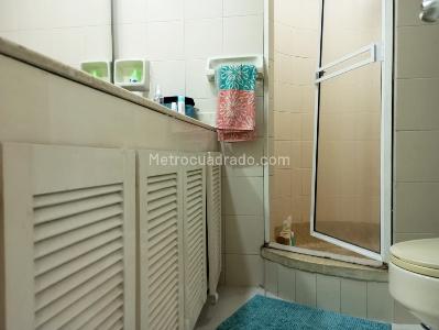 Casa de 4 alcobas en venta en El Poblado, Medellín, 325 m² · foto 13 de 15