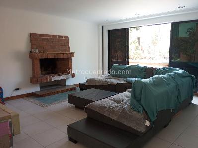 Casa de 4 alcobas en venta en El Poblado, Medellín, 325 m² · foto 2 de 15