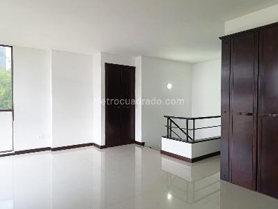 Apartaestudio en arriendo en El Poblado, Medellín · foto 12 de 17