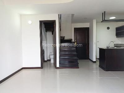 Apartaestudio en arriendo en El Poblado, Medellín · foto 3 de 17