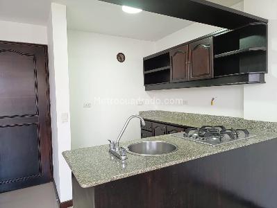 Apartaestudio en arriendo en El Poblado, Medellín · foto 7 de 17