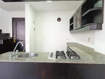 Apartaestudio en arriendo en El Poblado, Medellín · foto 8 de 17