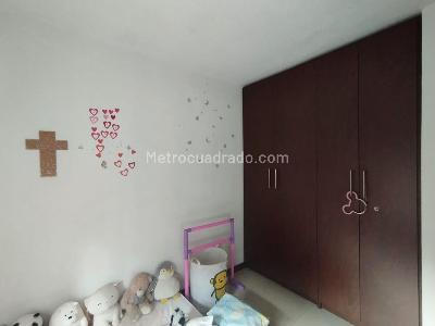 Apartamento de 3 alcobas en arriendo en El Poblado, Medellín, 72 m² · foto 12 de 15