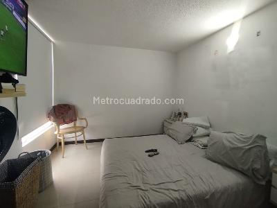 Apartamento de 3 alcobas en arriendo en El Poblado, Medellín, 72 m² · foto 7 de 15