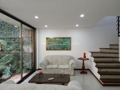 Casa de 3 alcobas en venta en Envigado, Envigado, 177 m² · foto 2 de 20