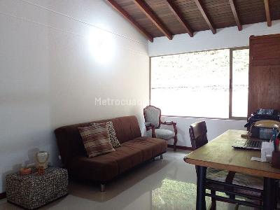 Casa de 3 alcobas en venta en Envigado, Envigado, 177 m² · foto 9 de 20