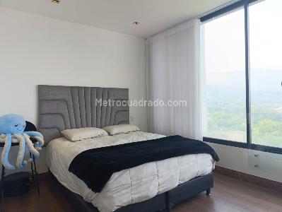 Apartamento de 2 alcobas en venta en El Poblado, Medellín, 134 m² · foto 16 de 18