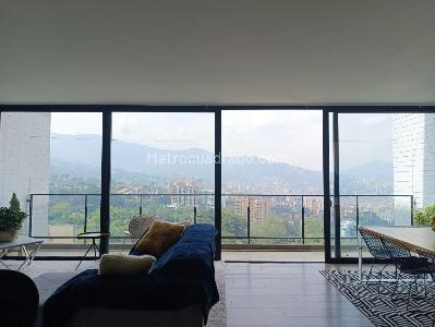 Apartamento de 2 alcobas en venta en El Poblado, Medellín, 134 m² · foto 7 de 18
