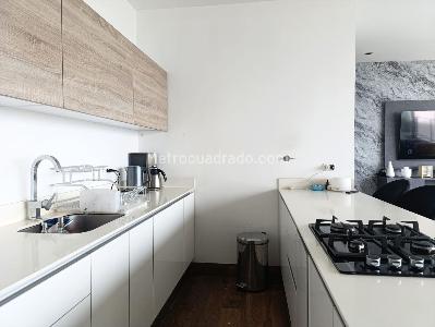 Apartamento de 2 alcobas en venta en El Poblado, Medellín, 134 m² · foto 9 de 18