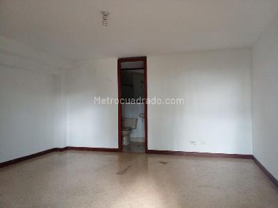 Casa de 3 alcobas en venta en El Poblado, Medellín, 250 m² · foto 10 de 20