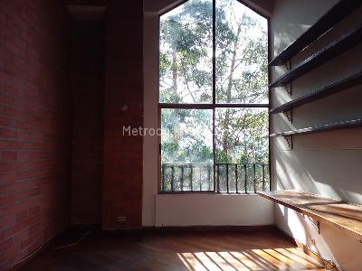 Casa de 3 alcobas en venta en El Poblado, Medellín, 250 m² · foto 11 de 20