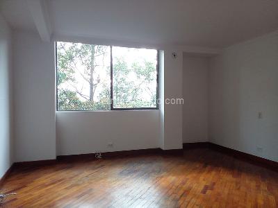 Casa de 3 alcobas en venta en El Poblado, Medellín, 250 m² · foto 13 de 20