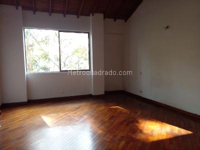 Casa de 3 alcobas en venta en El Poblado, Medellín, 250 m² · foto 17 de 20