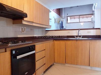 Casa de 3 alcobas en venta en El Poblado, Medellín, 250 m² · foto 9 de 20