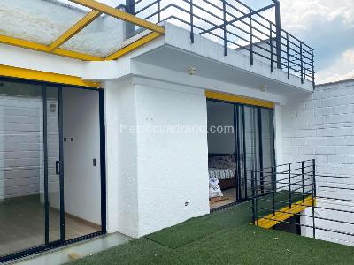 Casa de 4 alcobas en venta en Envigado, Envigado, 250 m² · foto 16 de 16