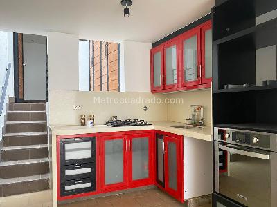 Casa de 4 alcobas en venta en Envigado, Envigado, 250 m² · foto 4 de 16