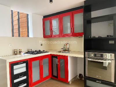 Casa de 4 alcobas en venta en Envigado, Envigado, 250 m² · foto 5 de 16