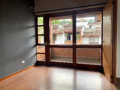 Casa de 4 alcobas en venta en Envigado, Envigado, 250 m² · foto 6 de 16