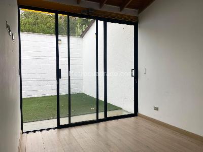 Casa de 4 alcobas en venta en Envigado, Envigado, 250 m² · foto 8 de 16