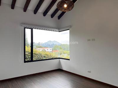 Casa de 3 alcobas en venta en Rionegro, Rionegro, 362 m² · foto 10 de 19