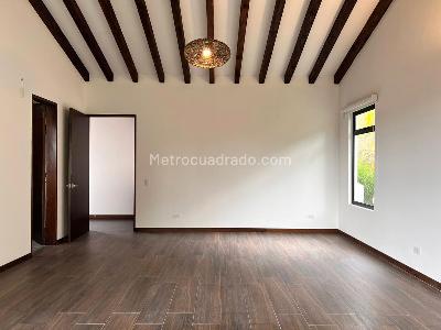 Casa de 3 alcobas en venta en Rionegro, Rionegro, 362 m² · foto 11 de 19