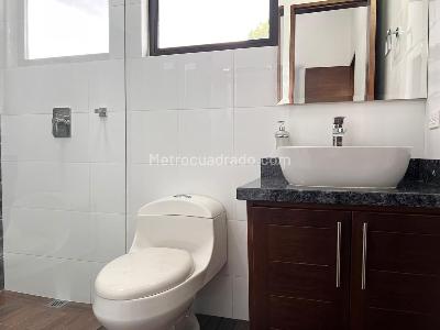Casa de 3 alcobas en venta en Rionegro, Rionegro, 362 m² · foto 15 de 19