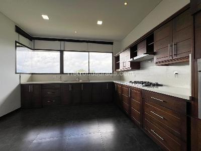 Casa de 3 alcobas en venta en Rionegro, Rionegro, 362 m² · foto 3 de 19