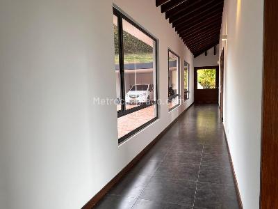 Casa de 3 alcobas en venta en Rionegro, Rionegro, 362 m² · foto 5 de 19