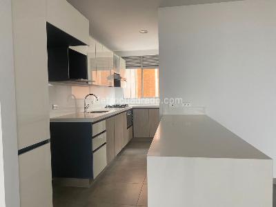 Apartamento en arriendo en Envigado, Envigado · foto 7 de 17