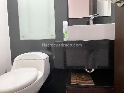 Apartamento de 3 alcobas en venta en Vegas Del Poblado, Medellín, 167 m² · foto 19 de 20