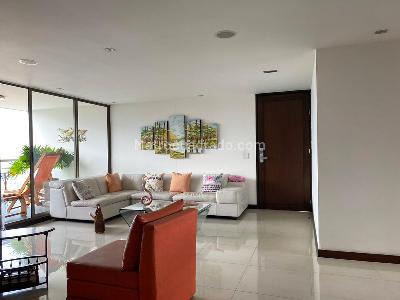 Apartamento de 3 alcobas en venta en Vegas Del Poblado, Medellín, 167 m² · foto 3 de 20