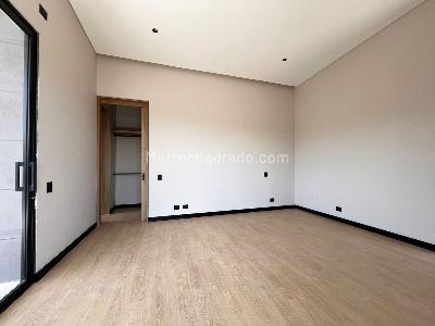Casa de 5 alcobas en venta en Rionegro, Rionegro, 722 m² · foto 10 de 19
