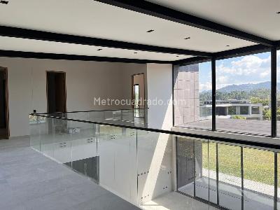 Casa de 5 alcobas en venta en Rionegro, Rionegro, 722 m² · foto 12 de 19