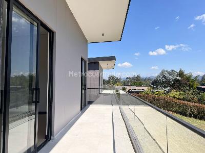 Casa de 5 alcobas en venta en Rionegro, Rionegro, 722 m² · foto 18 de 19