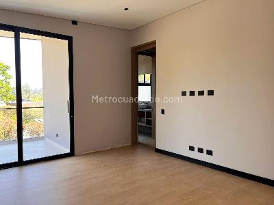 Casa de 5 alcobas en venta en Rionegro, Rionegro, 722 m² · foto 9 de 19