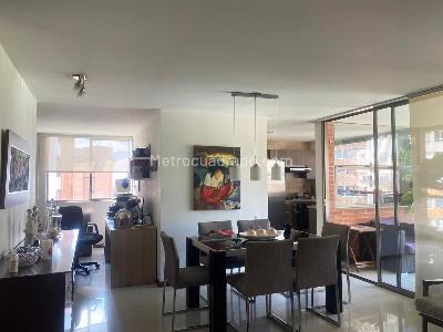Apartamento de 2 alcobas en venta en El Poblado, Medellín, 108 m² · foto 5 de 15