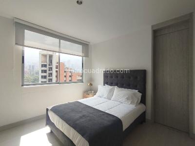 Apartamento de 2 alcobas en arriendo en El Poblado, Medellín, 100 m² · foto 13 de 17