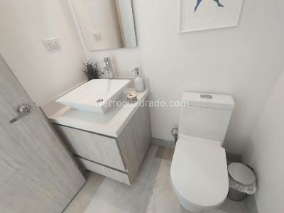 Apartamento de 2 alcobas en arriendo en El Poblado, Medellín, 100 m² · foto 16 de 17