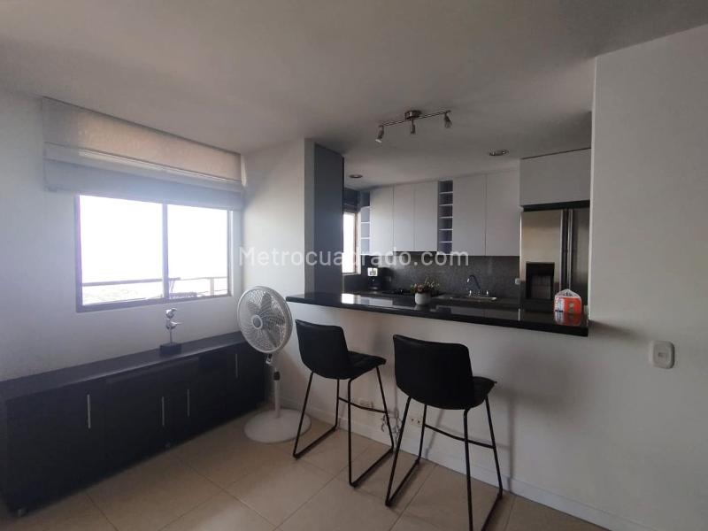 Furnished 3BR Apartment with Pool in El Poblado - 7